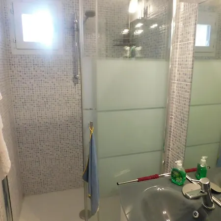 Les Pieds Dans L Eau